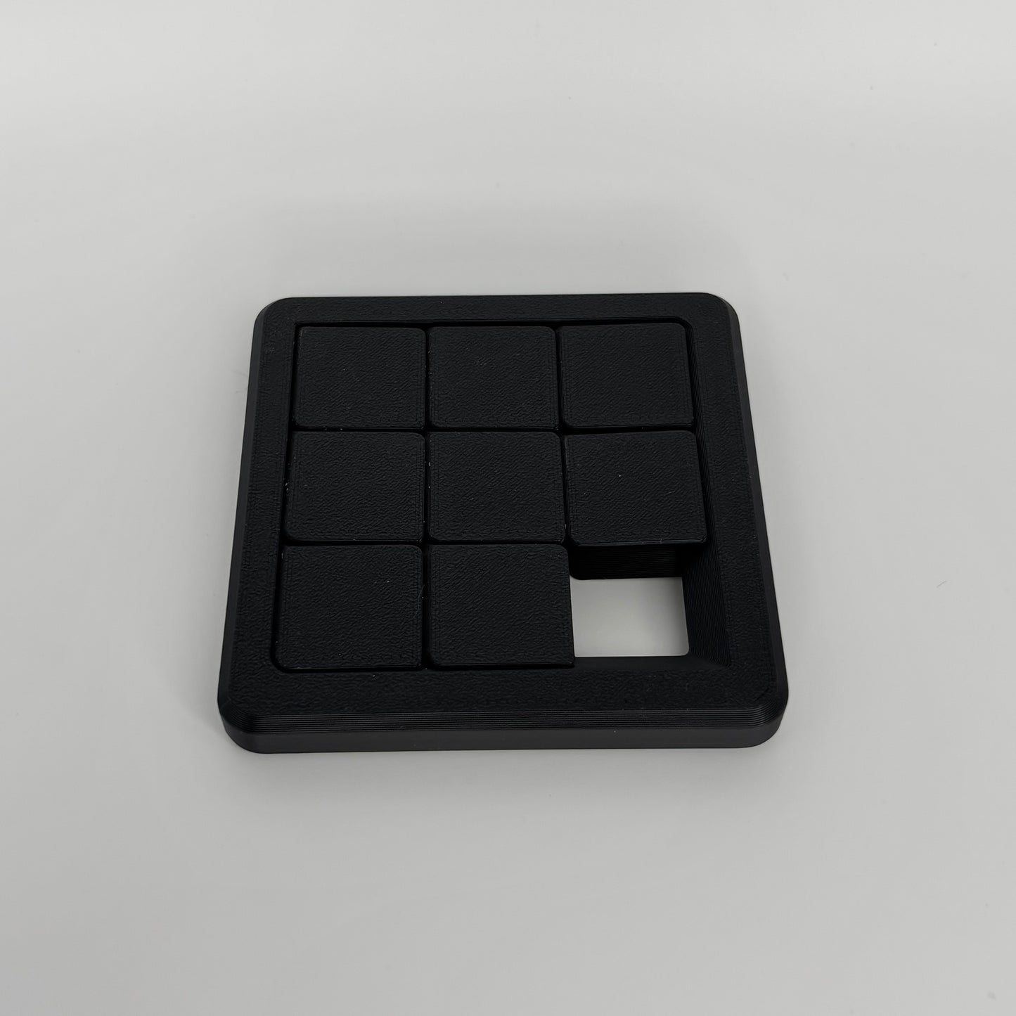 Happy Ghost 8 Sliding Puzzle