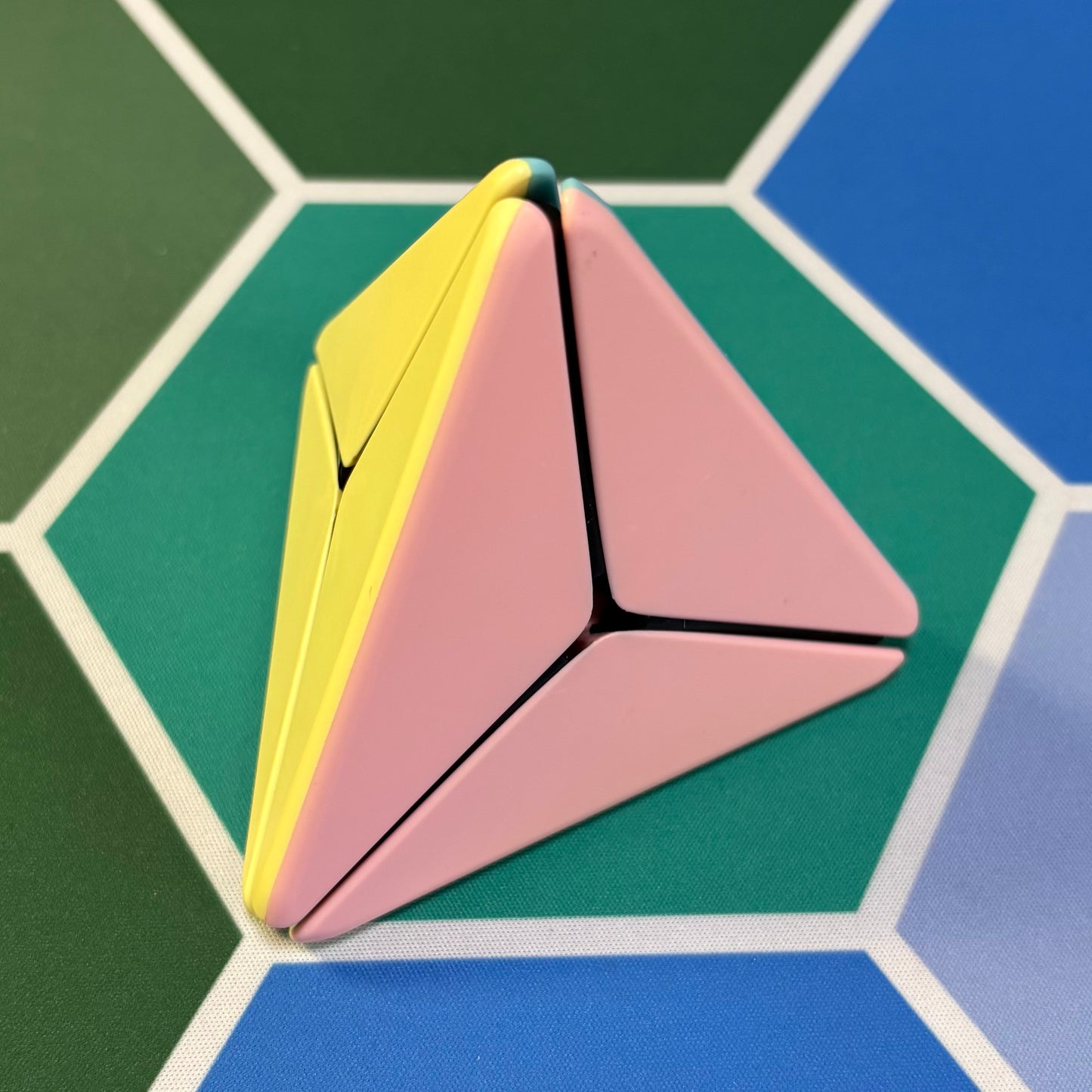 Moyu Boomerang Pyramid