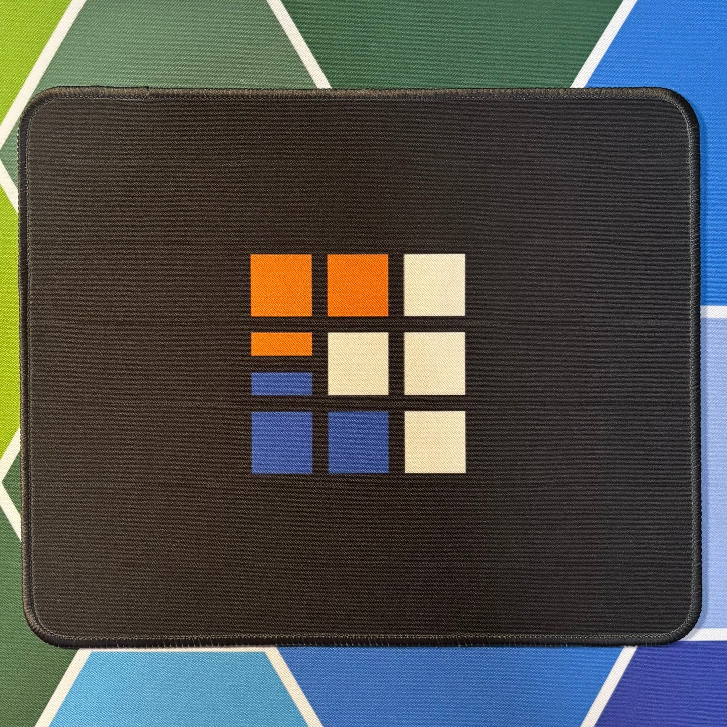 Black Kanyons Cubes Mini Mat