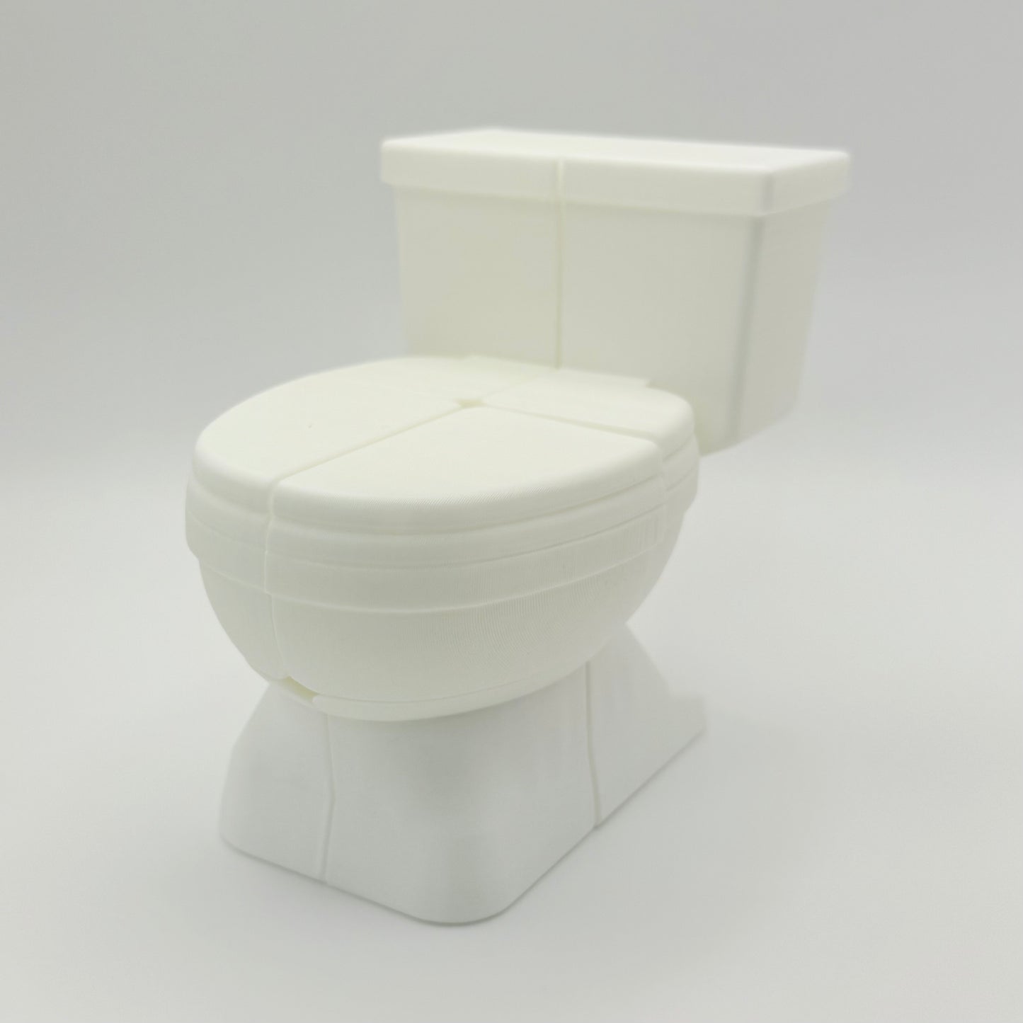 Kanyon’s 2x2 Toilet